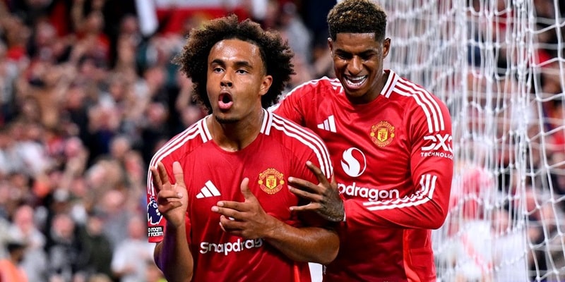 Chuyển Nhượng Mu 6/9 - Kỳ Chuyển Nhượng Thành Công 7 Zirkzee sớm cho thấy sự hòa nhập trên hàng công Quỷ Đỏ